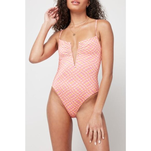 L*Space Printed Shimmer Roxanne One Piece in heat waves New Swimsuit - Picture 9 of 11